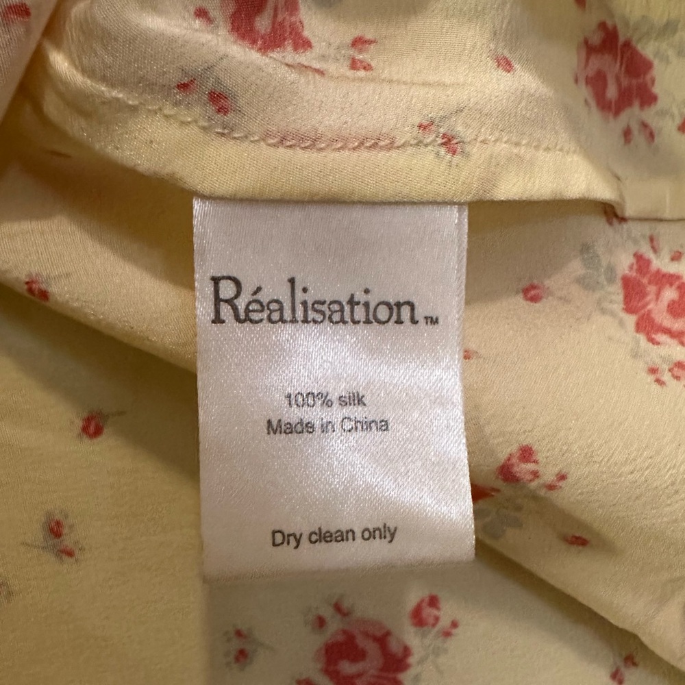 Yellow/red floral Realization Par silk dress. Size XS. Full-priced online. - Picture 4 of 4